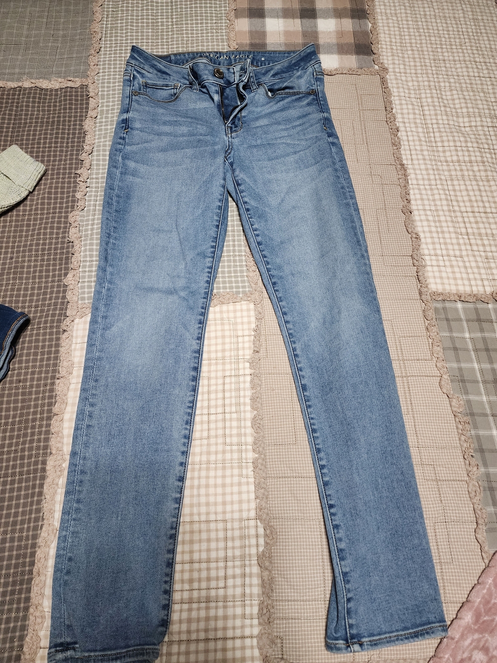 American Eagle Outfitters Light Blue Skinny Jeans